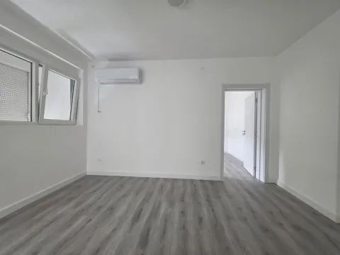 Sale, apartment, 48m², Preko Morače, Podgorica - image 4