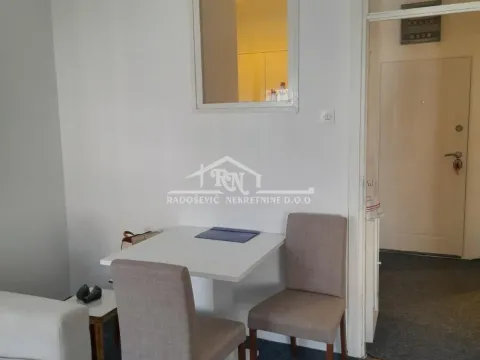 Rent, one bedroom apartment, 29m², Čukarička Padina, Beograd - image 4