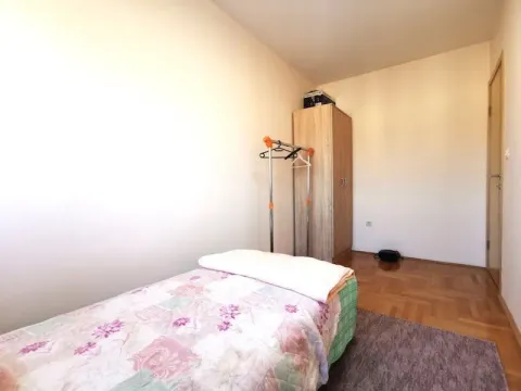 Rent, two bedroom apartment, 55m², Stari Aerodrom, Podgorica - image 7