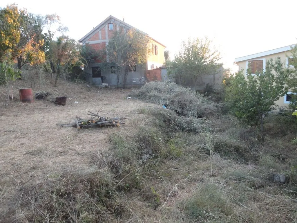 Prodaja, plac, 1181m², Burtaiši, Bar