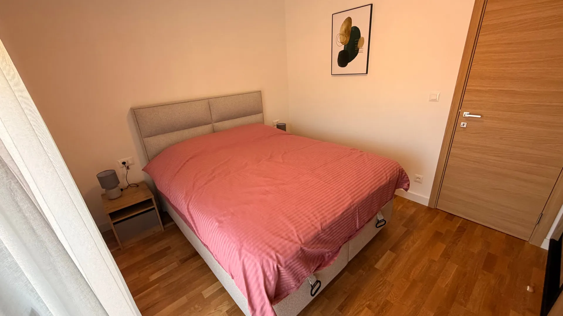 Izdavanje, jednosoban stan, 40m², Centar, Cetinje