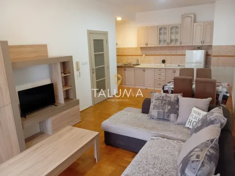 Sale, two bedroom apartment, 70m², Stari Aerodrom, Podgorica