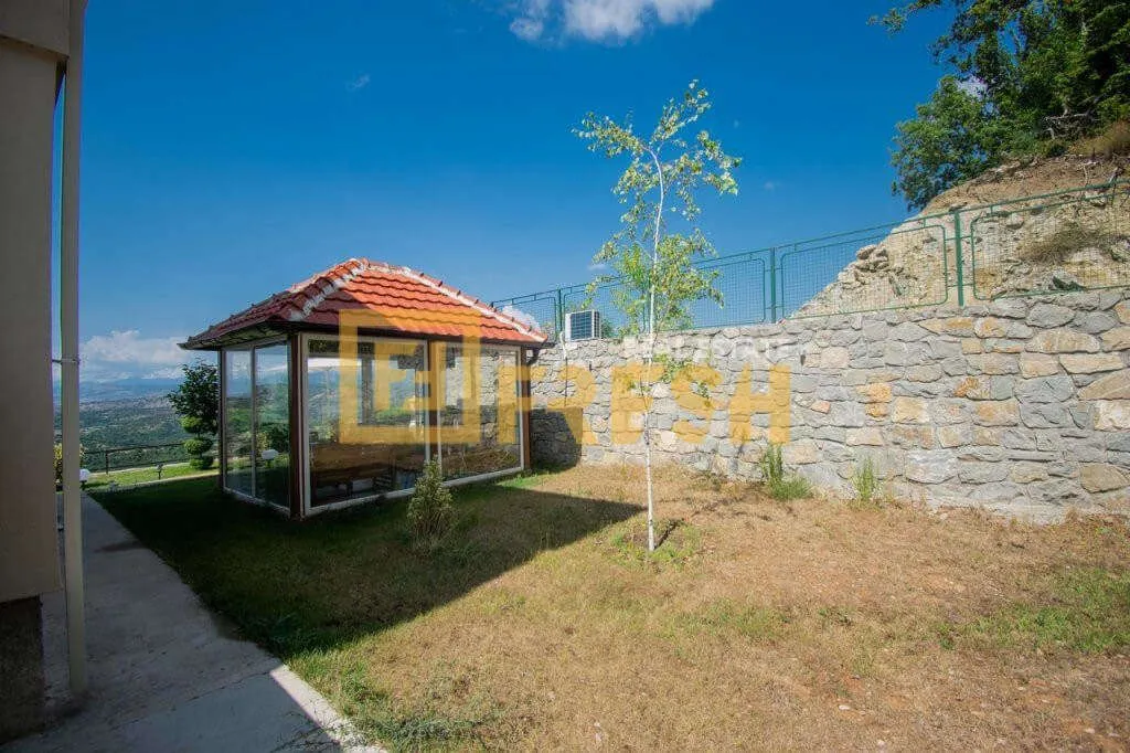 Prodaja, kuća, 220m², Ostalo, Podgorica