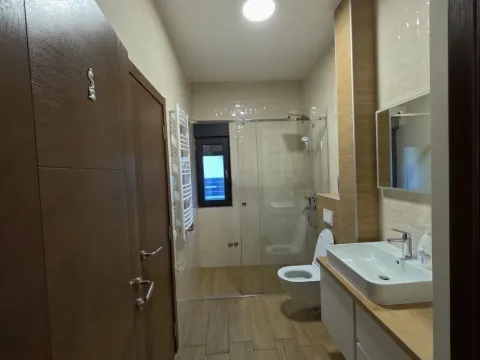 Rent, house, 160m², Dalmatinska ulica, Podgorica - image 12