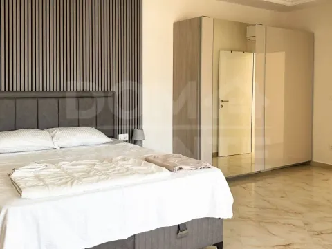 Rent, house, 130m², Tivat, Crna Gora - image 11