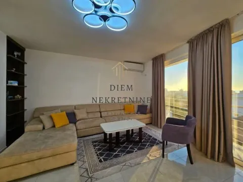 Izdavanje, trosoban stan, 120m², Ilino, Bar - image 3