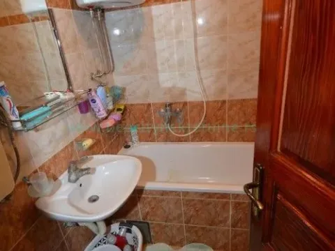 Sale, house, 430m², Kalenić Pijaca, Vračar Sve Podlokacije - image 13