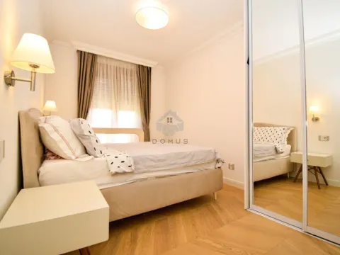 Izdavanje, dvosoban stan, 68m², Centar, Podgorica - image 14