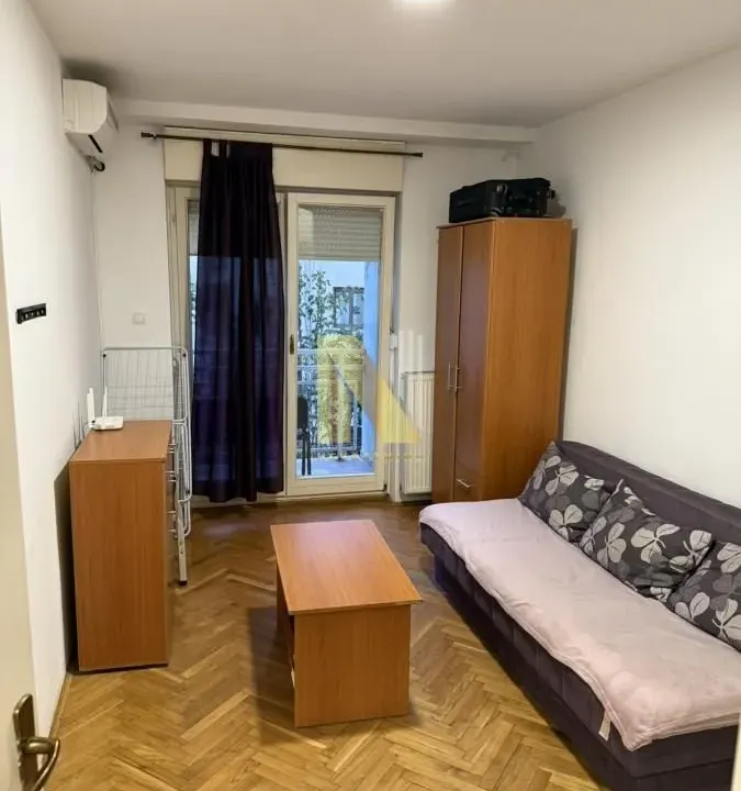 Izdavanje, jednosoban stan, 37m², Grbavica, Novi Sad Sve Podlokacije