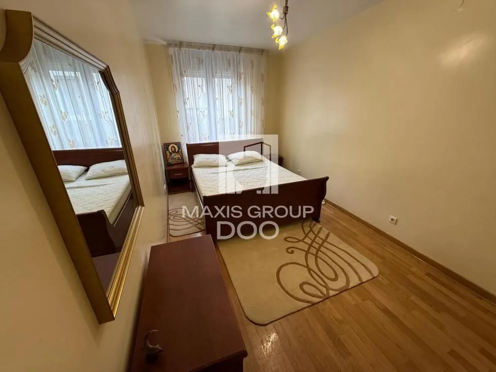 Izdavanje, trosoban stan, 81m², Čubura, Beograd