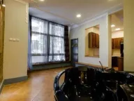 Izdavanje, četvorosoban stan, 120m², Stari Grad, Beograd - image 9