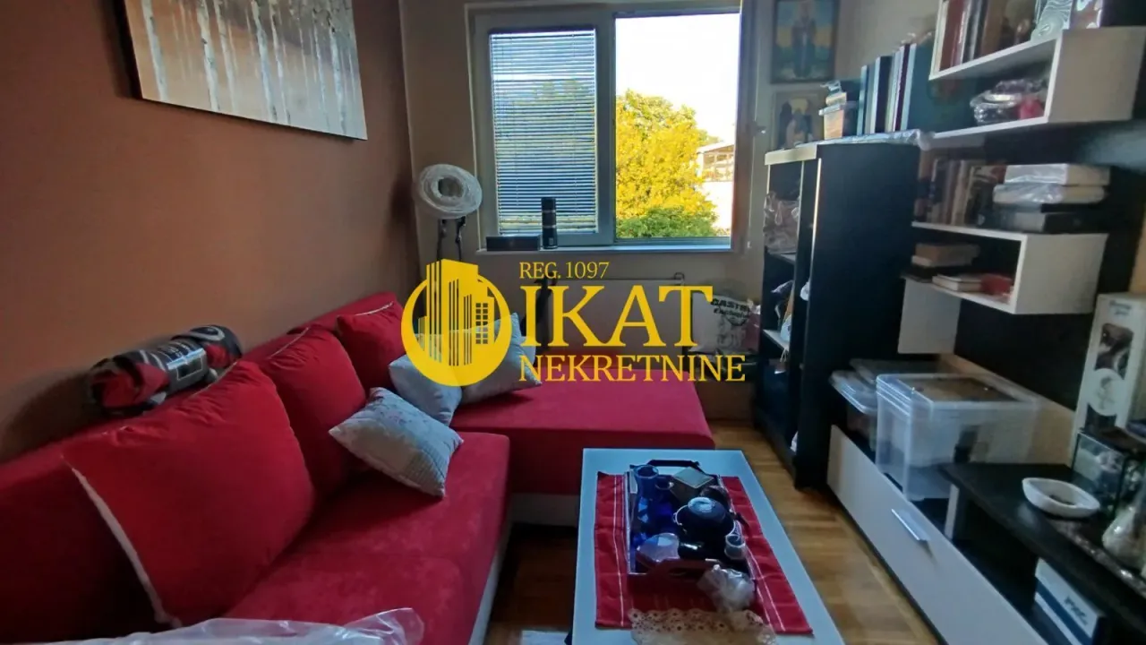 Prodaja, trosoban stan, 71m², Karaburma, Palilula Sve Podlokacije