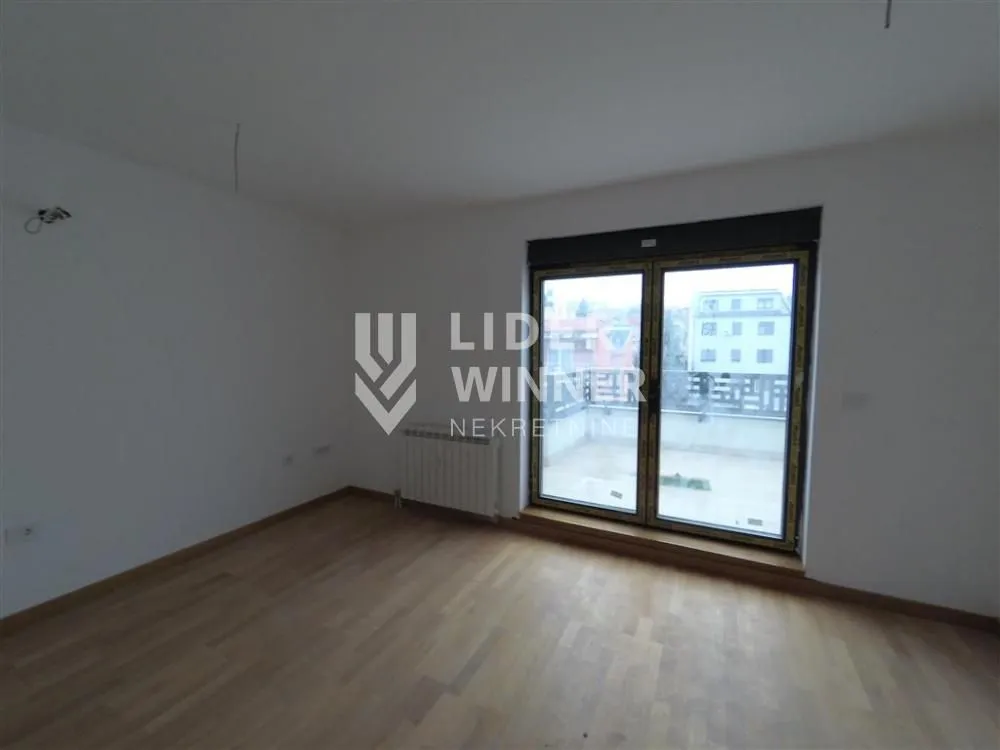Sale, apartment, 143m², Autokomanda, Voždovac Sve Podlokacije