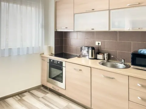 Sale, two bedroom apartment, 67m², Bečići, Budva - image 6