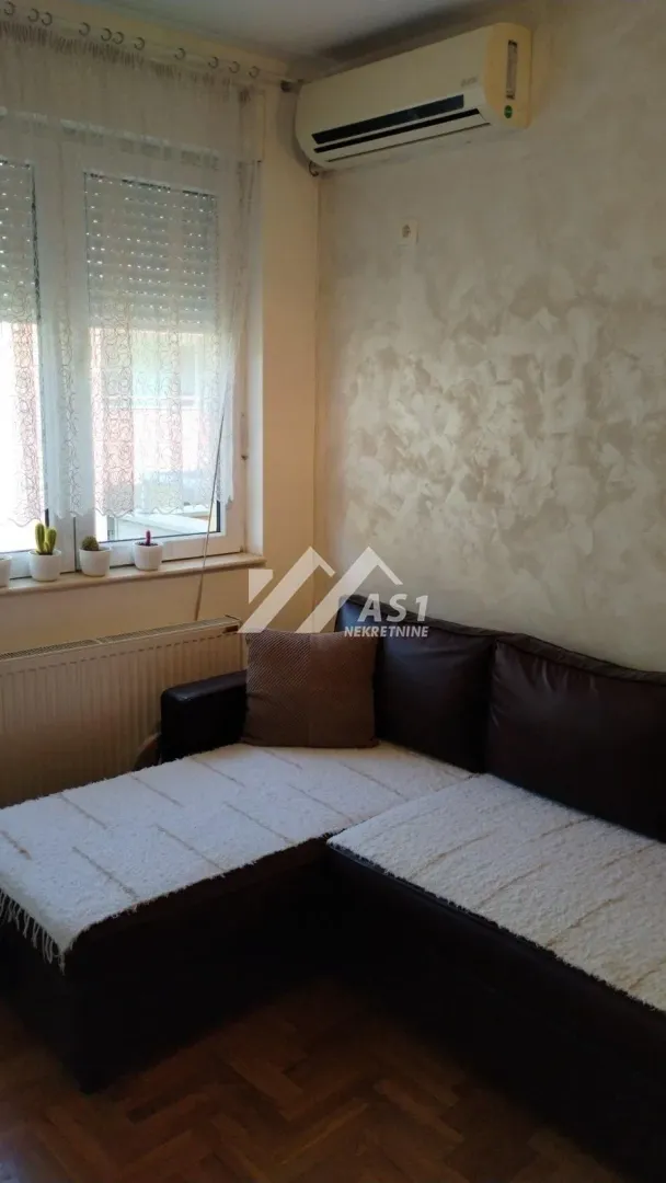 Rent, one bedroom apartment, 35m², Socijalno, Novi Sad Sve Podlokacije