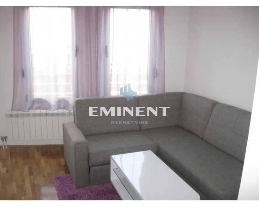 Rent, apartment, 32m², Vračar Sve Podlokacije, Beograd