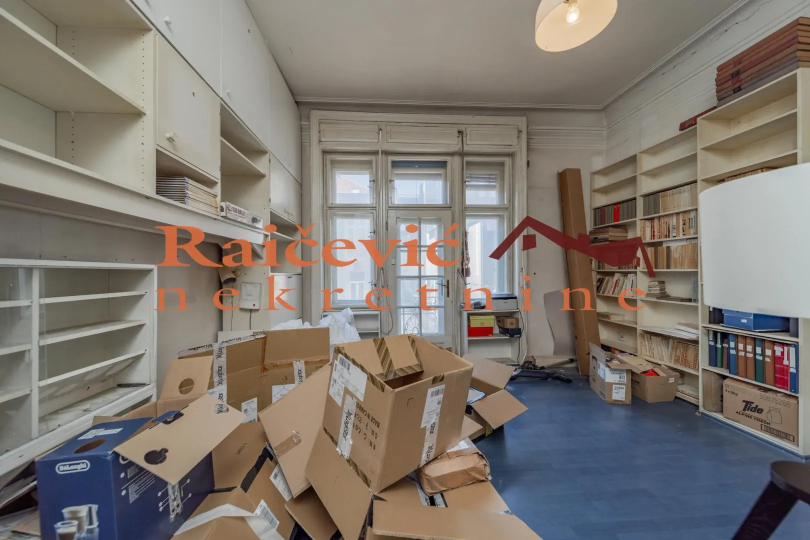 Sale, four bedroom apartment, 139m², Stari Grad, Beograd