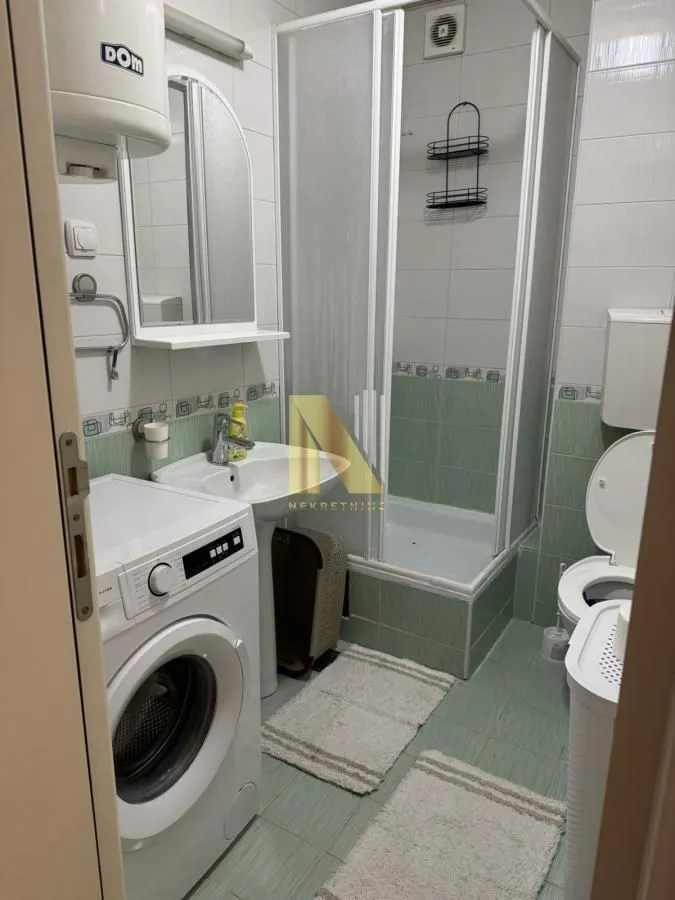 Izdavanje, garsonjera, 24m², Novi Sad, Srbija