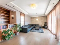 Prodaja, trosoban stan, 215m², Centar, Budva - image 14