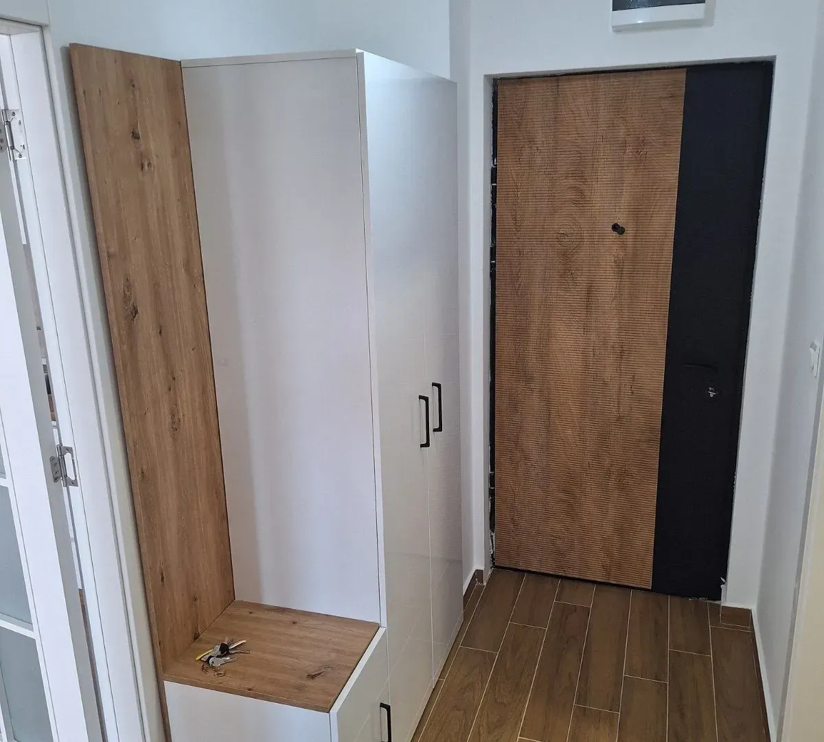 Rent, one bedroom apartment, 44m², Centar, Bar