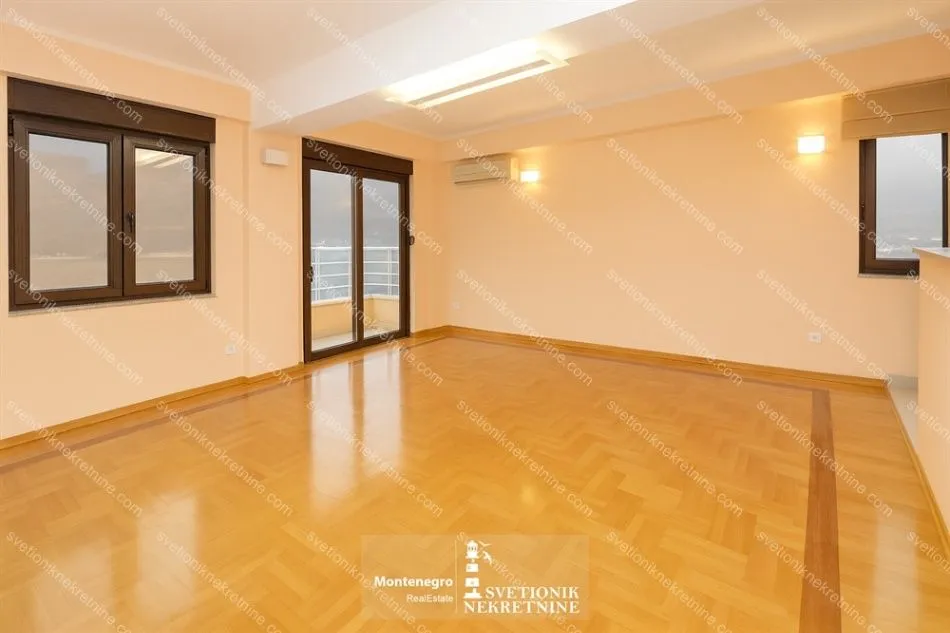Prodaja, jednosoban stan, 60m², Igalo, Herceg Novi