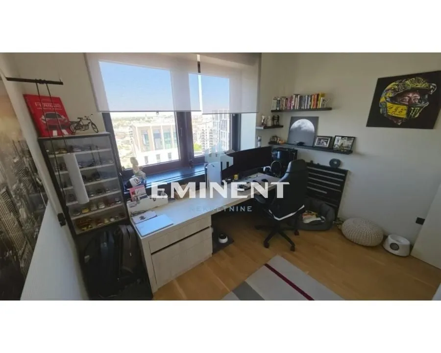 Prodaja, četvorosoban stan, 110m², Savski Venac, Beograd