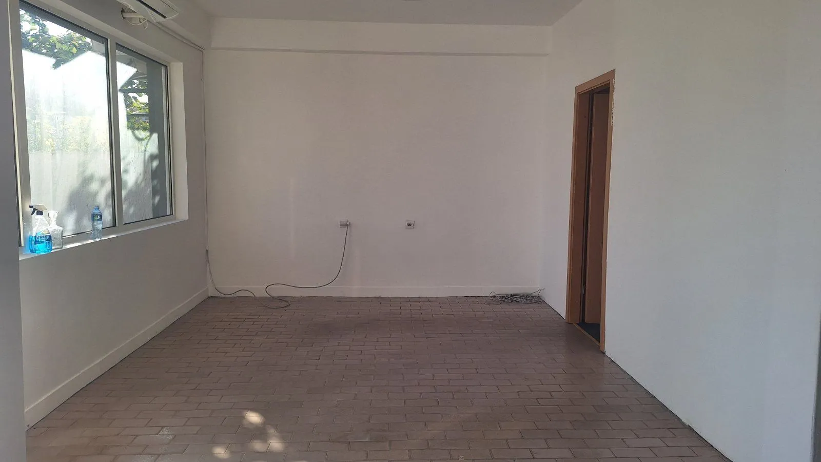 Rent, office space, 110m², Stari Aerodrom, Podgorica