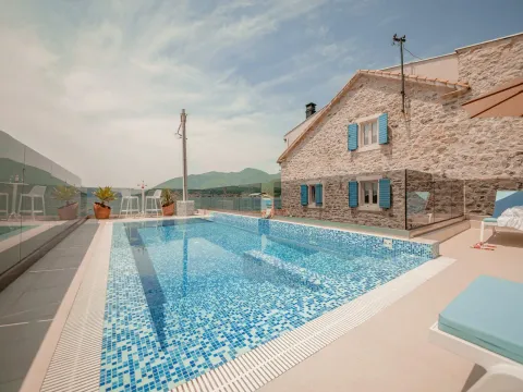 Sale, house, 125m², Kotor, Crna Gora - image 1