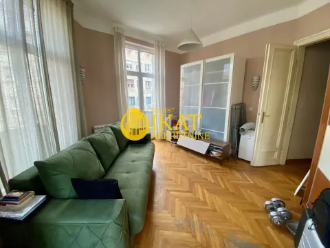 Izdavanje, četvorosoban stan, 130m², Stari Grad, Beograd - image 12