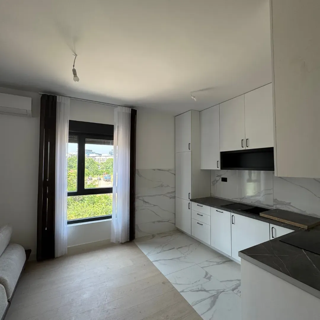 Izdavanje, jednosoban stan, 53m², 1 maj, Podgorica