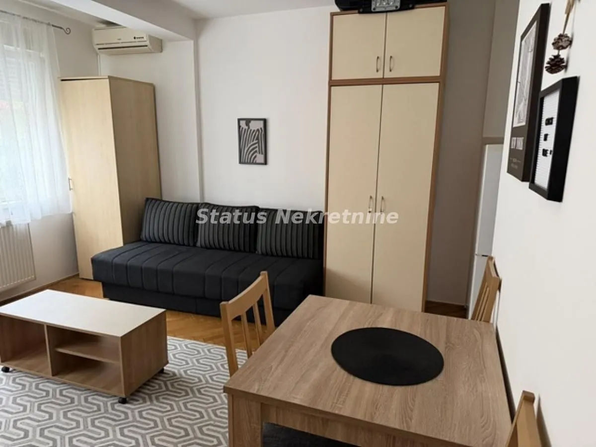 Rent, studio apartment, 27m², Centar, Novi Sad