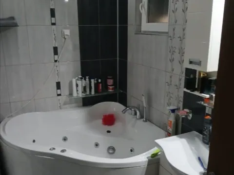 Prodaja, stan, 539m², Lozničko Polje, Loznica - image 12