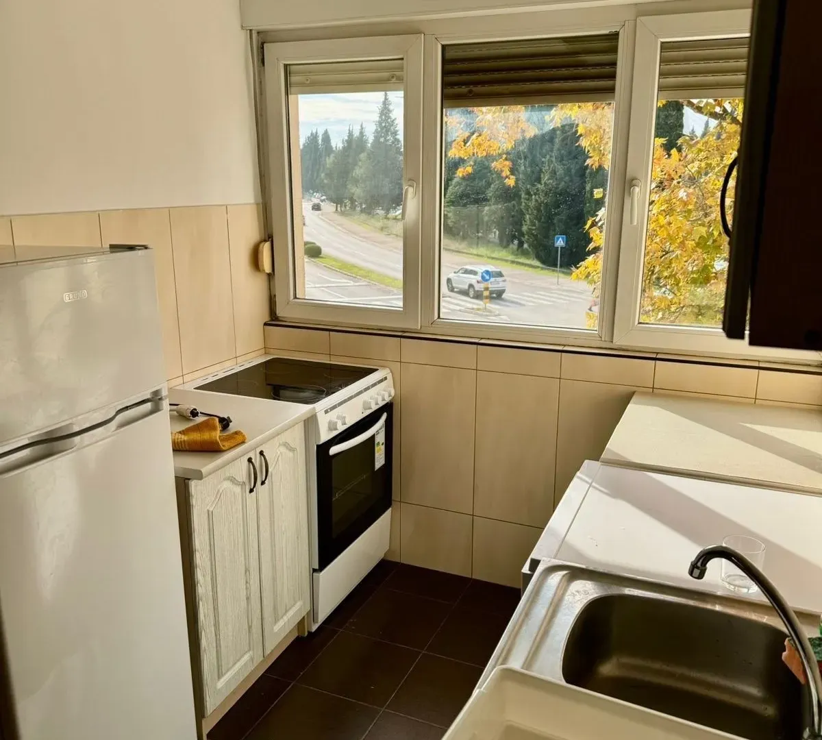 Izdavanje, dvosoban stan, 60m², Centar, Podgorica