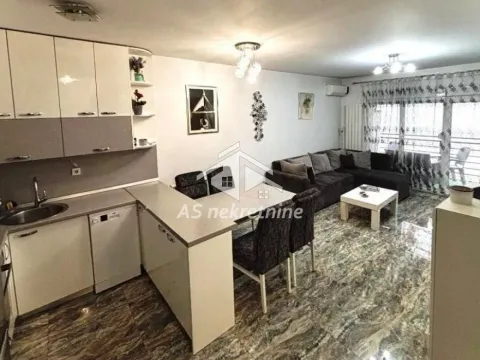 Izdavanje, stan, 56m², Zvezdara Sve Podlokacije, Beograd - image 4