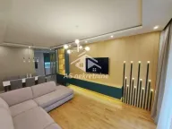 Izdavanje, trosoban stan, 77m², Vračar Sve Podlokacije, Beograd - image 1