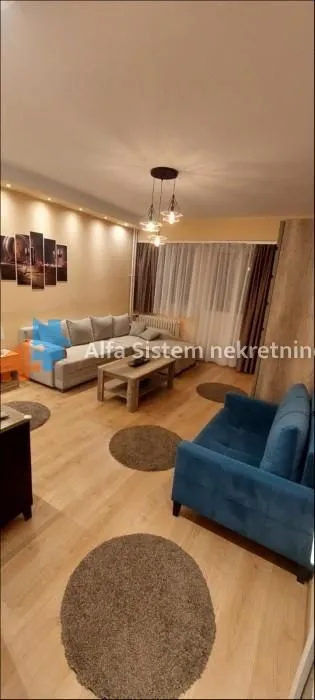 Izdavanje, dvosoban stan, 44m², Stari Grad, Beograd