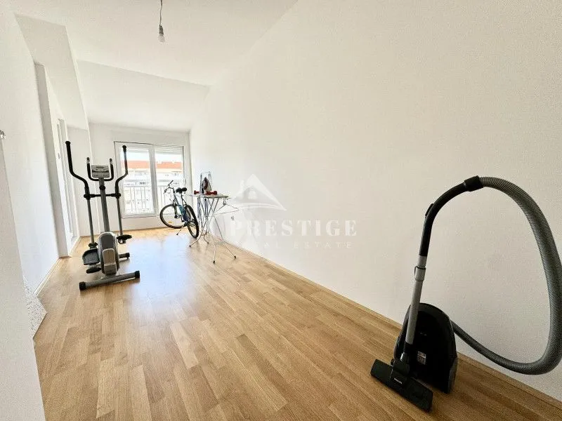 Izdavanje, dvosoban stan, 75m², Ljubović, Podgorica