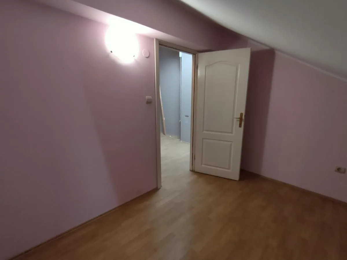 Izdavanje, četvorosoban stan, 103m², Nova Detelinara, Novi Sad Sve Podlokacije