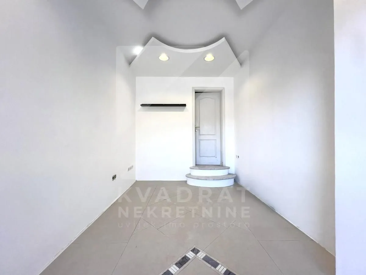 Rent, office space, 12m², Zabjelo, Podgorica