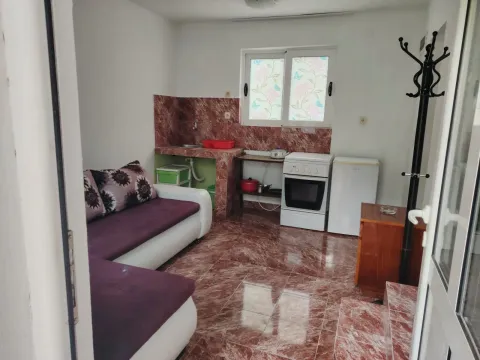 Prodaja, kuća, 210m², Budva, Crna Gora - image 4