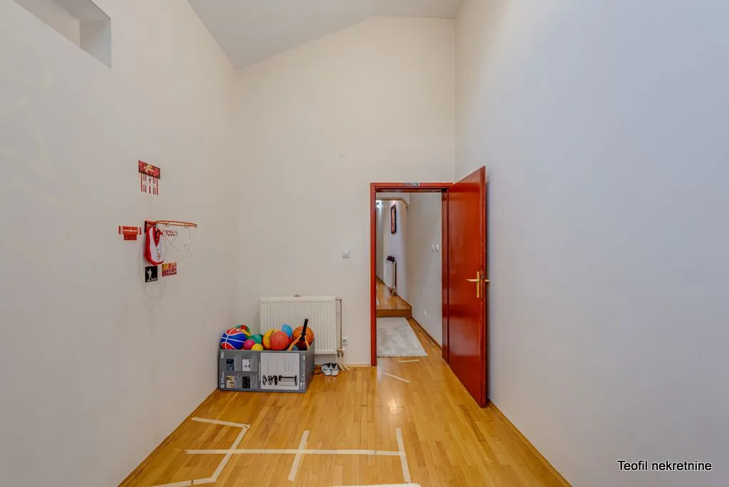 Sale, apartment, 138m², Zemun Centar, Zemun Sve Podlokacije