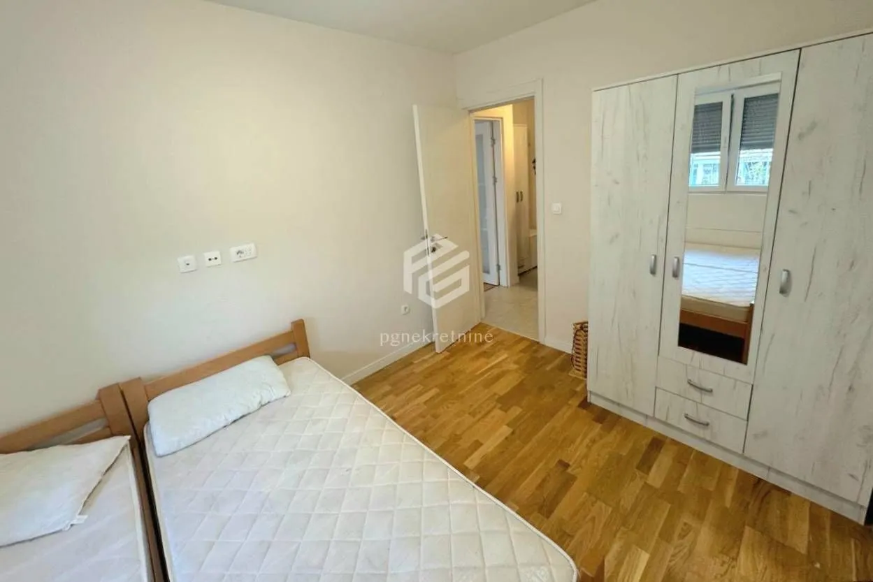 Rent, one bedroom apartment, 45m², Pobrežje, Podgorica