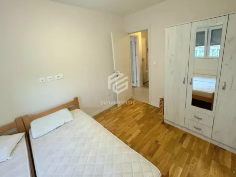 Rent, one bedroom apartment, 45m², Pobrežje, Podgorica - image 5