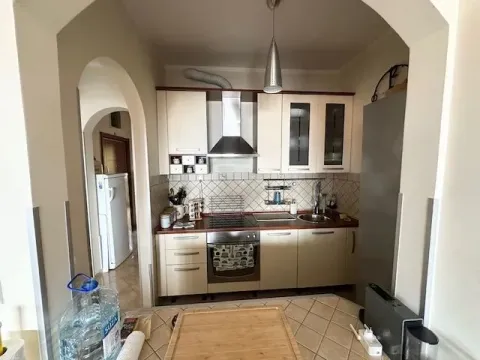 Prodaja, četvorosoban stan, 170m², Pržno, Budva - image 8