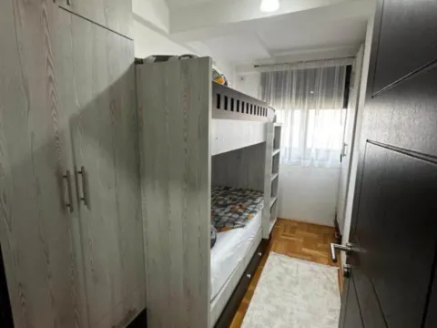 Izdavanje, dvosoban stan, 65m², Vezirov Most, Podgorica - image 8