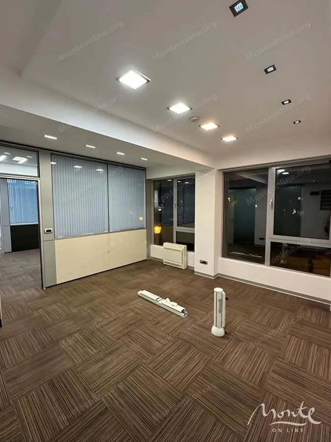 Sale, office space, 80m², Podgorica, Crna Gora