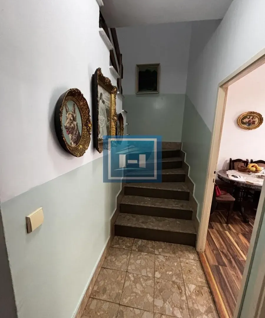 Prodaja, četvorosoban stan, 102m², Strelište, Jagodina