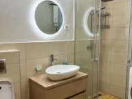 Izdavanje, dvosoban stan, 69m², Centar, Budva - image 9