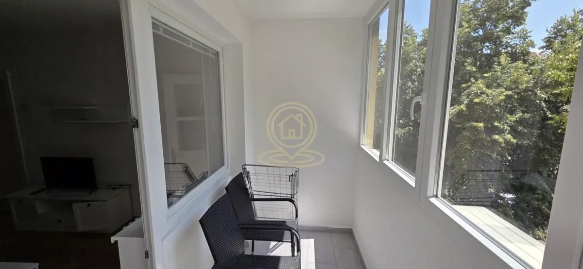 Izdavanje, dvosoban stan, 56m², Socijalno, Novi Sad Sve Podlokacije