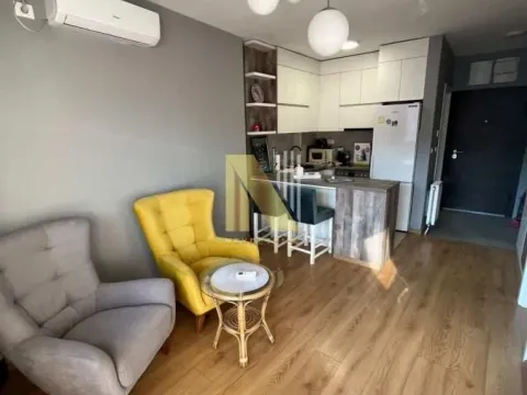 Izdavanje, jednosoban stan, 35m², Novi Sad, Srbija
